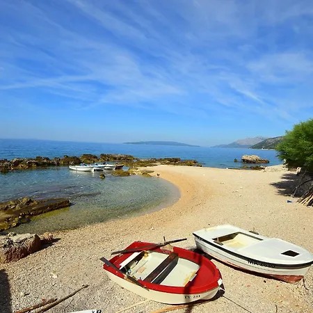 Apartmán Plavac Mali-3 By Interhome *