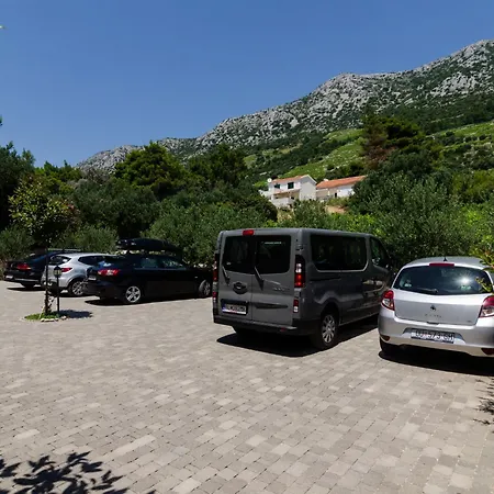 Plavac Mali-3 By Interhome * Potomje