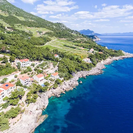 Apartmán Plavac Mali-3 By Interhome