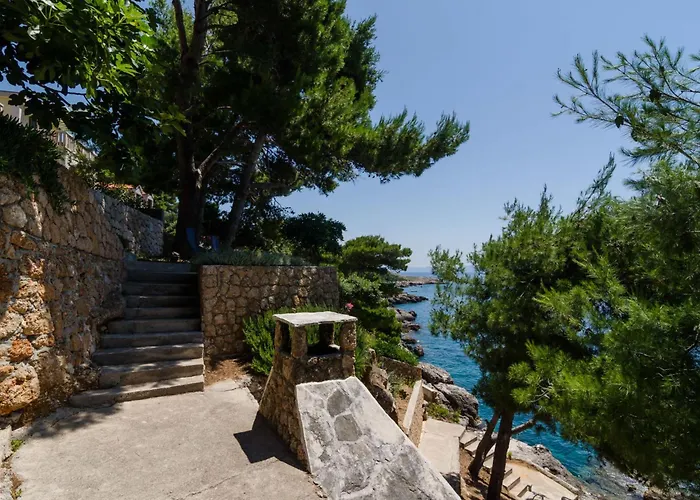 Appartement Plavac Mali-3 By Interhome Potomje