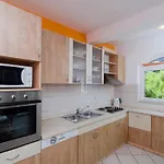 Plavac Mali-3 By Interhome Potomje