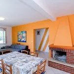 Plavac Mali-3 By Interhome