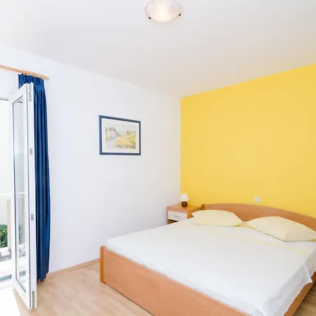 Apartment Plavac Mali-3 By Interhome Potomje