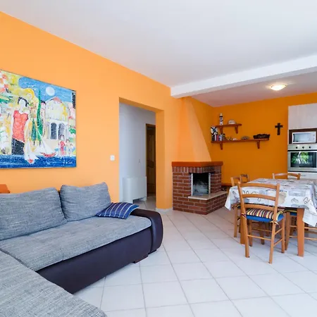 Apartment Plavac Mali-3 By Interhome *