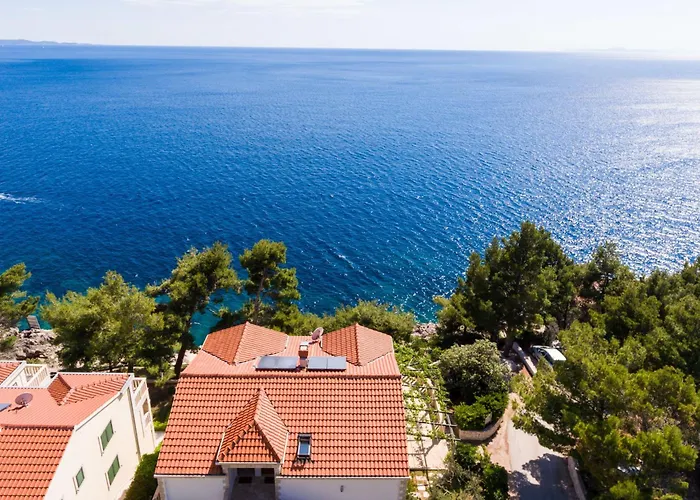 Apartman Plavac Mali-3 By Interhome *